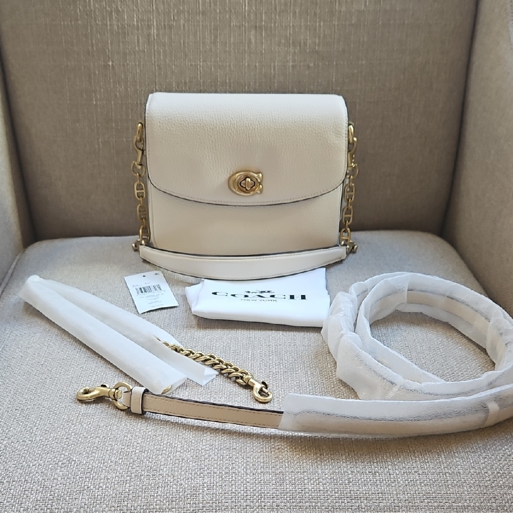 Coach White Shoulder Bag with Gold Accents
